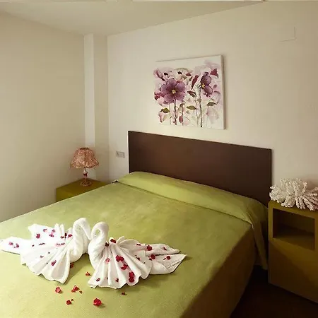 아파트호텔 Diamant Blue 오리후엘라